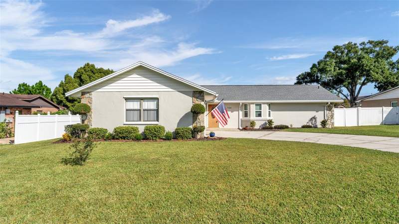 3 bedroom Single Family Residence at 744 Scott Lake Village, Scott Lake Village, Lakeland — photo 3