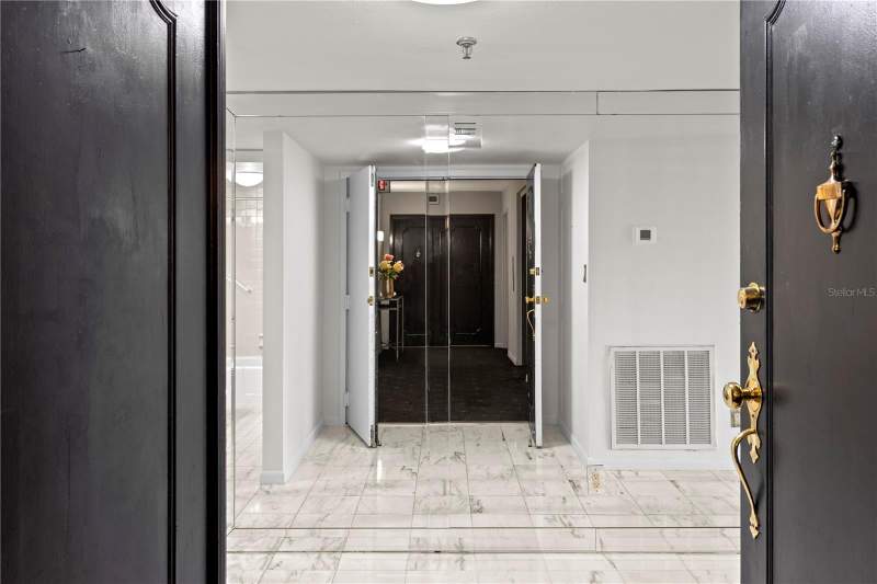 2 bedroom Condominium at 3301 Bayshore Boulevard #509A, Monte Carlo Towers A Condomini, Tampa — photo 3