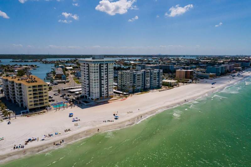 2 bedroom Condominium at 17408 Gulf Boulevard #203, Club Redington Condo The, Redington Shores — photo 3