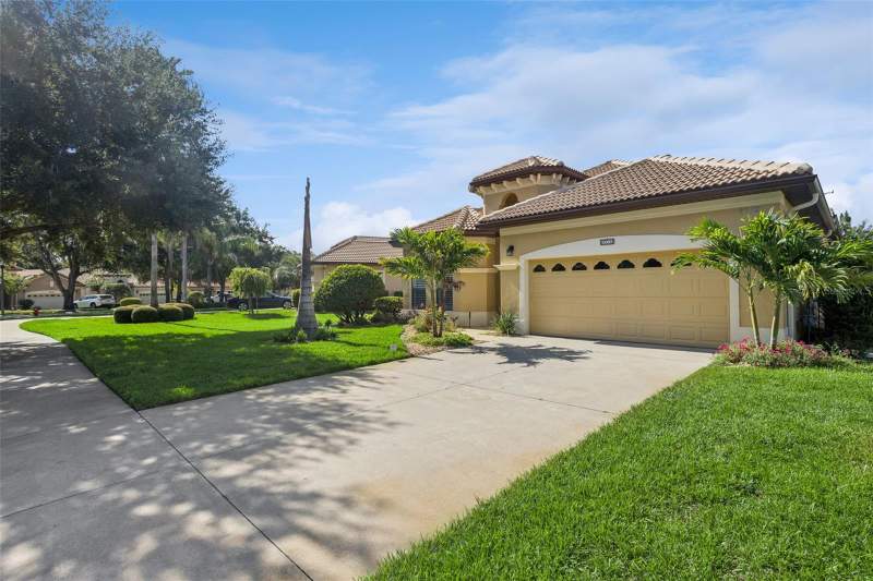 3 bedroom Single Family Residence at 9512 Serra Court, Las Colinas Ph I Sub, Howey In The Hills — photo 3
