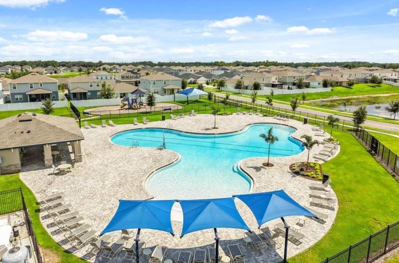 4 bedroom Single Family Residence at 2231 Orchid Drive, Astonia-Ph 2 & 3, Davenport — photo 2