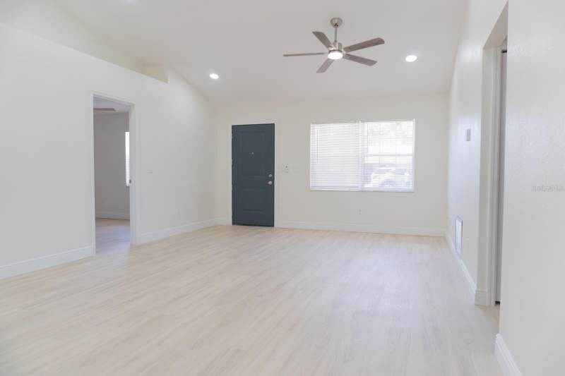 3 bedroom Single Family Residence at 5701 NW 59th Court, Ocala Park Estate, Ocala — photo 3