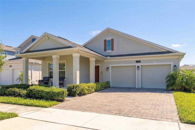 1739 GOOD NEIGHBOR LOOP home for sale in Tohoqua
