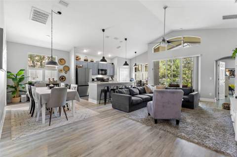 1527 River Court, Tarpon Springs FL - photo 6 of 6