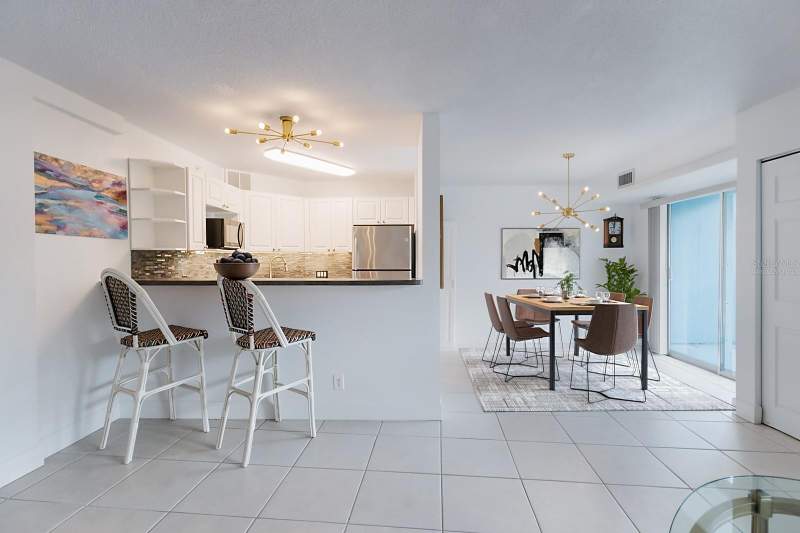 2 bedroom Condominium at 3315 58th Avenue #222, Wave The Condo, St Petersburg — photo 5