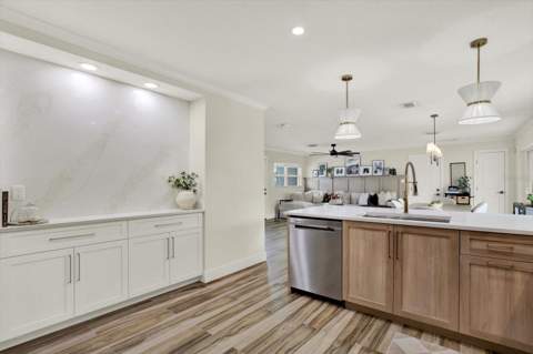1308 Marion Drive, St Petersburg FL - photo 14 of 37