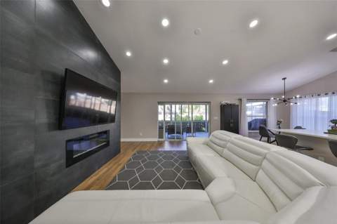 9309 Hampshire Park Drive, Tampa FL - photo 12 of 45