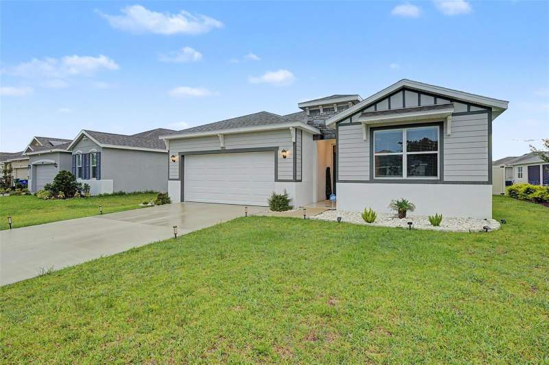 4 bedroom Single Family Residence at 7815 Wheat Stone Drive, Zephyr Lakes Subdivision, Zephyrhills — photo 3