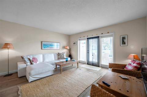 4766 Snook Drive, St Petersburg FL - photo 10 of 54