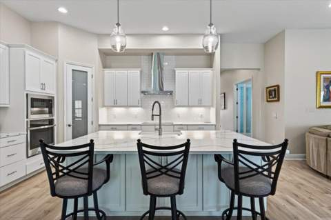 9145 Warm Springs Circle, Parrish FL - photo 15 of 69