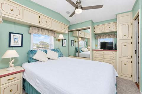 39 Crown Point Drive, Nokomis FL - photo 6 of 6