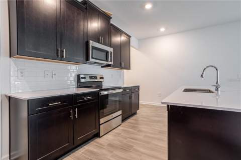 1660 Cross Prairie Parkway, Kissimmee FL - photo 6 of 30