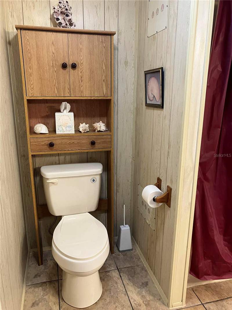 2 bedroom Manufactured Home at 4721 Burney Drive, Tanglewood Mobile Village, Holiday — photo 5