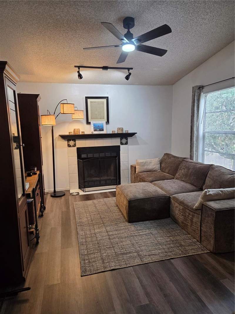 2 bedroom Condominium at 4033 Dream Oak Place #203, North Oaks Condo III, Tampa — photo 2