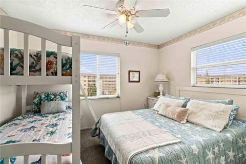 3617 Lake Bayshore Drive #401, Bradenton FL - photo 17 of 43