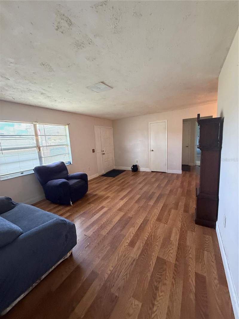 2 bedroom Single Family Residence at 12035 Norvell Road, Spring Hill, Spring Hill — photo 5