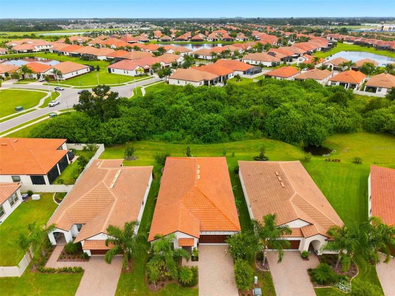 3 bedroom Single Family Residence at 5231 Windy Grove Drive, Forest Brooke Active Adult Phs/Medley At Southshor, Wimauma — photo 4