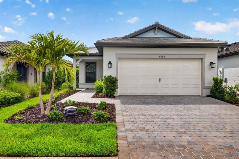 2 bedroom Single Family Residence at 4695 Blue Star Court, Arbor Oaks At The Woodlands, North Port — photo 2