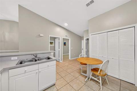 8831 Grand Palms Cir, Apt B, Kissimmee FL - photo 7 of 34
