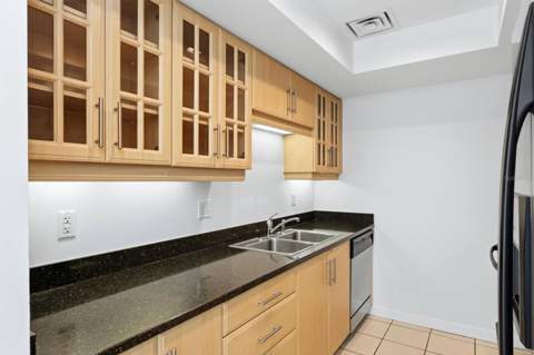 1990 Main Street #3, Sarasota FL - photo 11 of 37