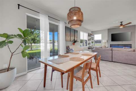 4347 Silver Creek Street, Kissimmee FL - photo 13 of 47
