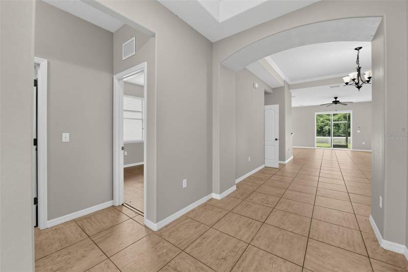 3 bedroom Single Family Residence at 12218 Lavender Loop, Greyhawk Landing Ph 3, Bradenton — photo 4