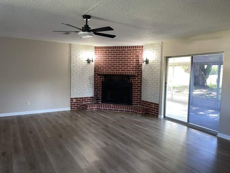 3 bedroom Single Family Residence at 10910 SE 51st Court, Coral Rdg 1st Add, Belleview — photo 3