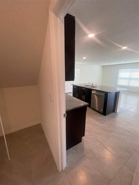 35288 Spruce Knob Court, Dade City FL - photo 12 of 93