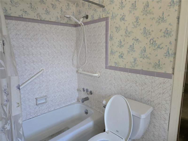 4 bedroom Single Family Residence at 1255 PALMETTO STREET, COUNTRY CLUB ESTATES, CLEARWATER — photo 4