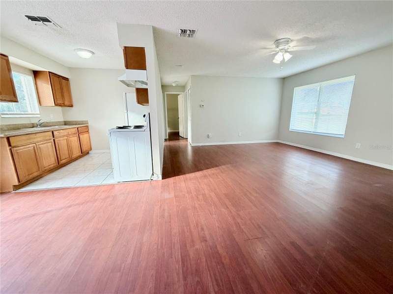 3 bedroom Single Family Residence at 661 Gulliver Avenue, Deltona Lakes Unit 21, Deltona — photo 4