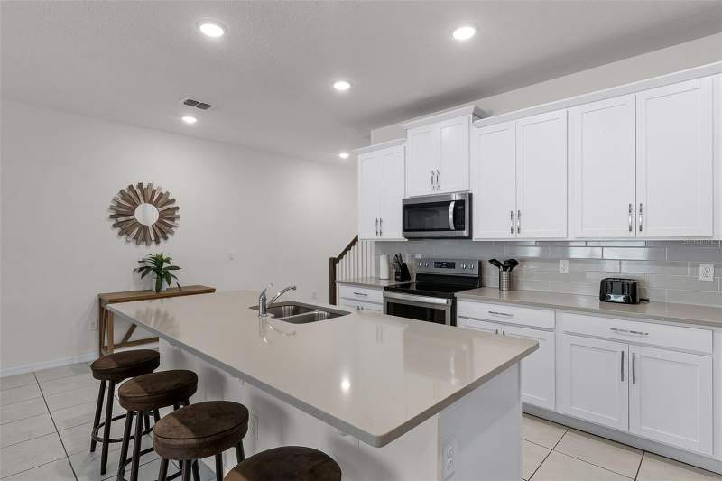 5 bedroom Townhouse at 2186 Fleming Mist Place, Solara Resort, Kissimmee — photo 5