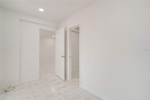 4013 Lake Bayshore Dr #107, Bradenton FL - photo 24 of 32