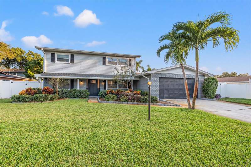 4 bedroom Single Family Residence at 9270 119th Avenue, Oak Park Sub Unit 1 Rep, Largo — photo 2