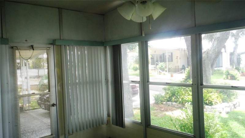 2 bedroom Manufactured Home at 37 Honey Bear Court #54, Briar Creek Mobile Home Community I Condo, Safety Harbor — photo 3