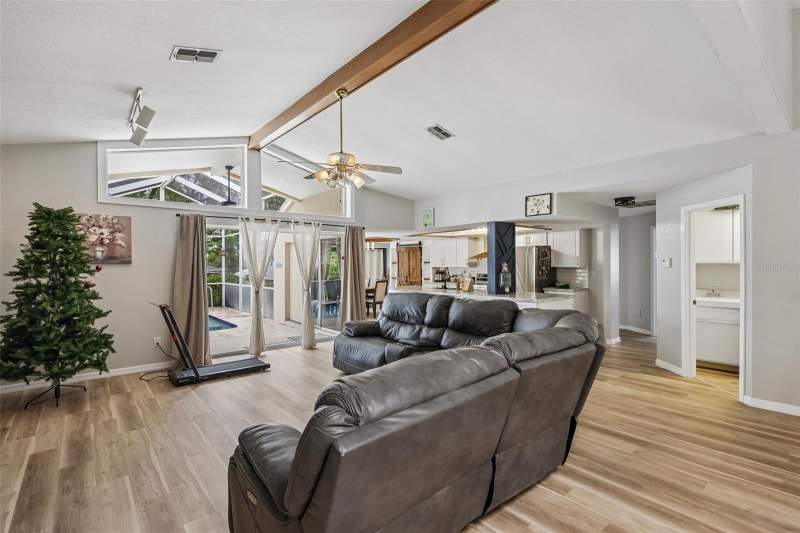 3 bedroom Single Family Residence at 1260 Masada Lane, Seven Hills, Spring Hill — photo 5