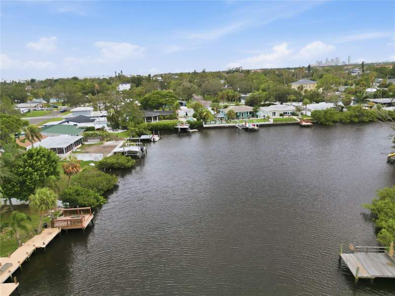 2 bedroom Single Family Residence at 4400 Huntington Street, Shore Acres Butterfly Lake Rep, St Petersburg — photo 4