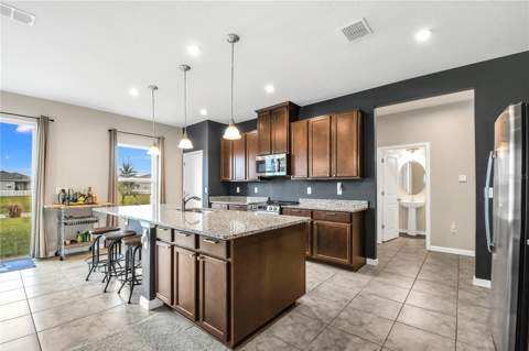 3005 Slough Creek Drive, Kissimmee FL - photo 9 of 43