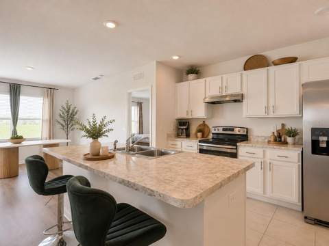 1040 Cambridge Drive, Winter Haven FL - photo 13 of 41