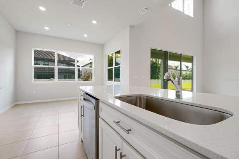 8399 Park Cliff Way, Orlando FL - photo 15 of 65