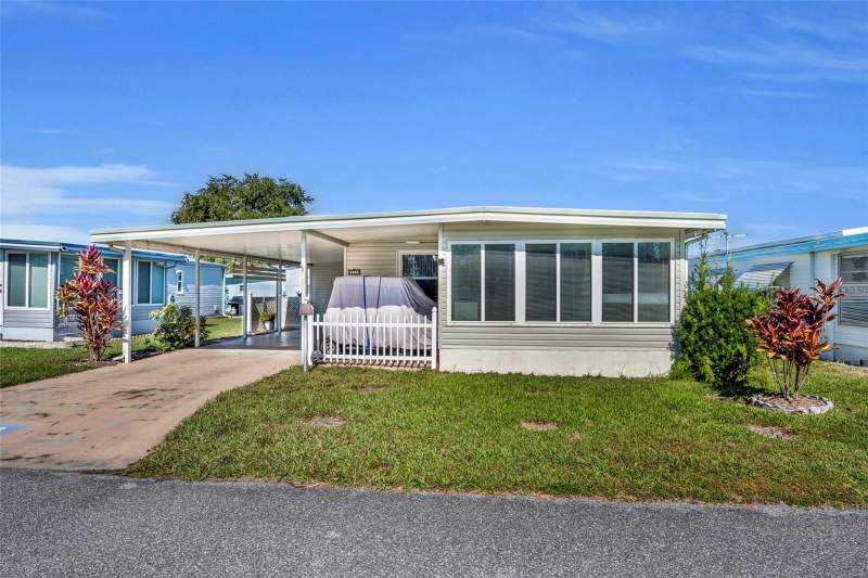 2 bedroom Manufactured Home at 223 Paradise, Molokai Mhp Lt 02-Ha, Leesburg — photo 2