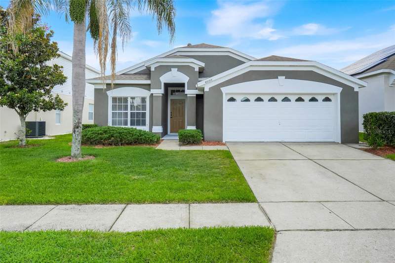 8055 KING PALM CIRCLE home for sale in Wyndham Palms