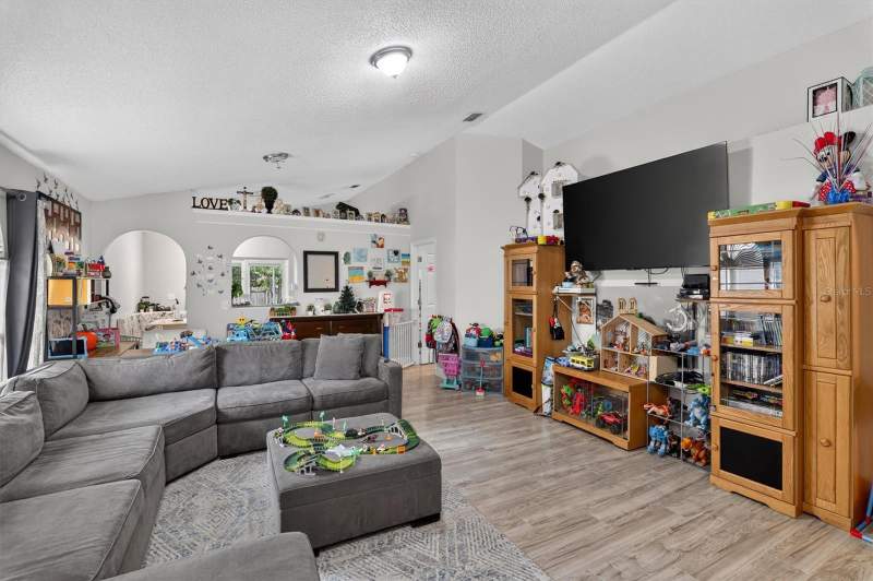 3 bedroom Single Family Residence at 13071 Odyssey Lake Way, Lake Pickett Manor, Orlando — photo 5