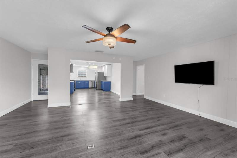 3 bedroom Condominium at 4214 Lake Underhill Road #C, Plantation Apts Orlando, Orlando — photo 4
