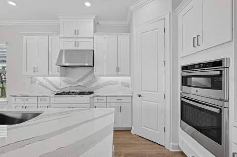 3208 Vicenza Court, Bradenton FL - photo 6 of 56