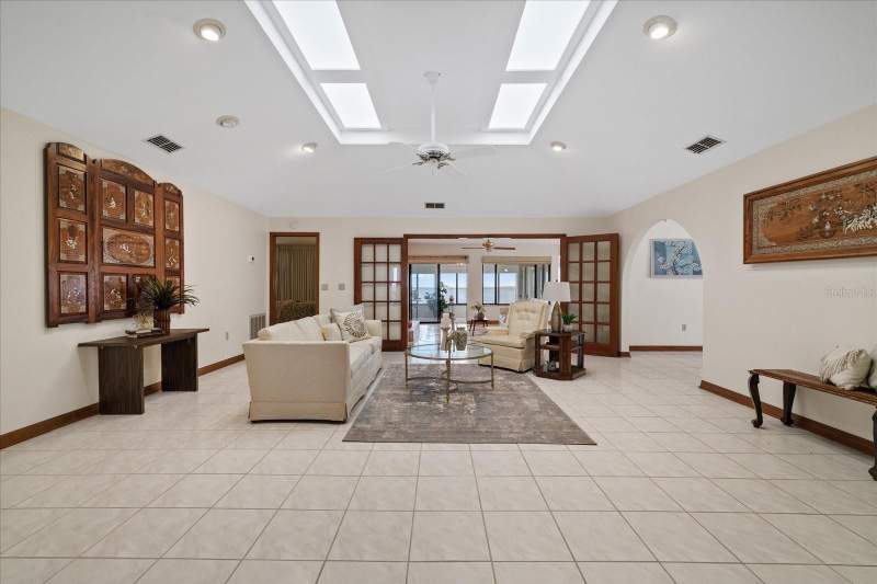 4 bedroom Single Family Residence at 5767 Westshore Drive, Flor A Mar Rep, New Port Richey — photo 5