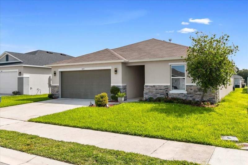 4 bedroom Single Family Residence at 1409 Mattie Pointe Lane, Mattie Pointe, Auburndale — photo 2
