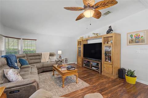37602 Lilly Bea Avenue, Zephyrhills FL - photo 19 of 50