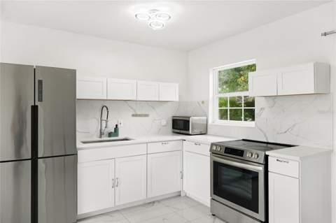6815 Georgia Avenue, Bradenton FL - photo 13 of 36