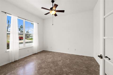8 Eastgate Lane, Palm Coast FL - photo 11 of 49
