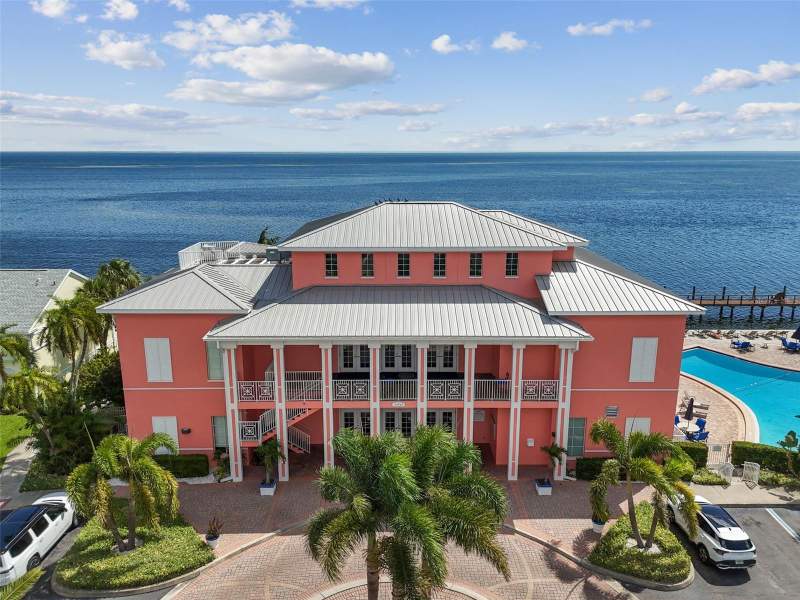 2 bedroom Condominium at 5116 Beach Drive #D, Waterside At Coquina Key South, St Petersburg — photo 4
